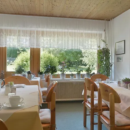 Panzió Gaestehaus Ahornblick