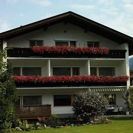 Gaestehaus Ahornblick マイヤーホーフェン