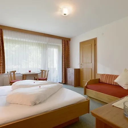 Gaestehaus Ahornblick マイヤーホーフェン